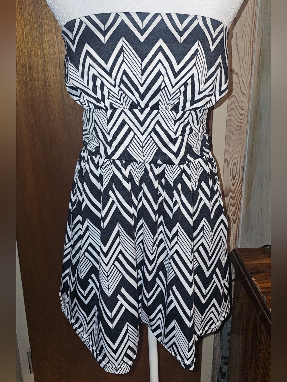 Emerald Sundae Black & White Chevron Strapless Mini Dress